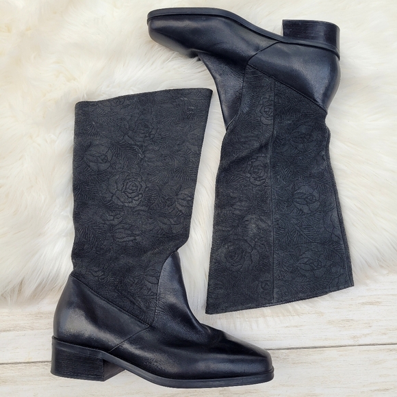 Vintage Markon Suela Black Leather Floral Embossed Tall Boots Women's 8.5 Wide - Picture 4 of 10